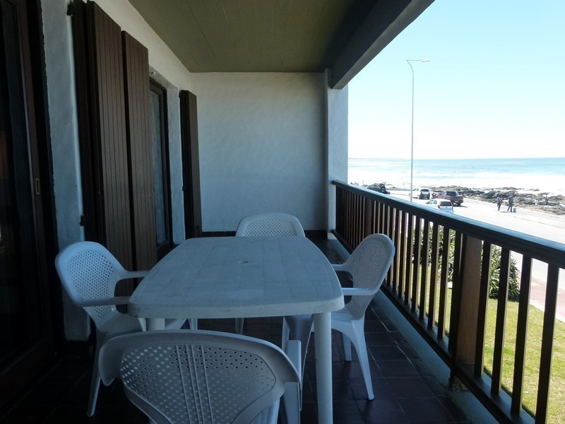 Departamento en alquiler, primera fila, punta del este